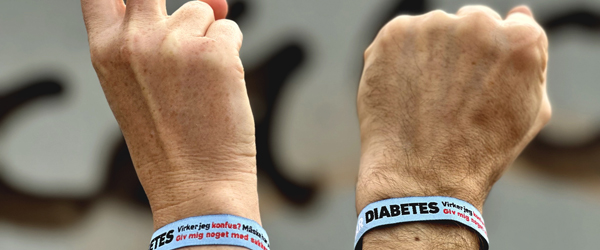 Diabetes-armbånd skal sikre tryghed på landets festivaler