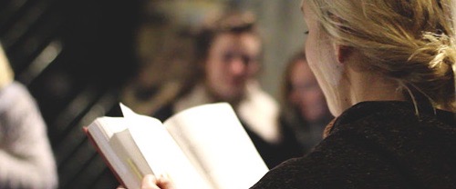 Glæd dig til den stemningsfulde Skumringstime på dit lokale bibliotek. Foto: Jacob Mellåker To litterære aftener, der varmer i efterårsmørket